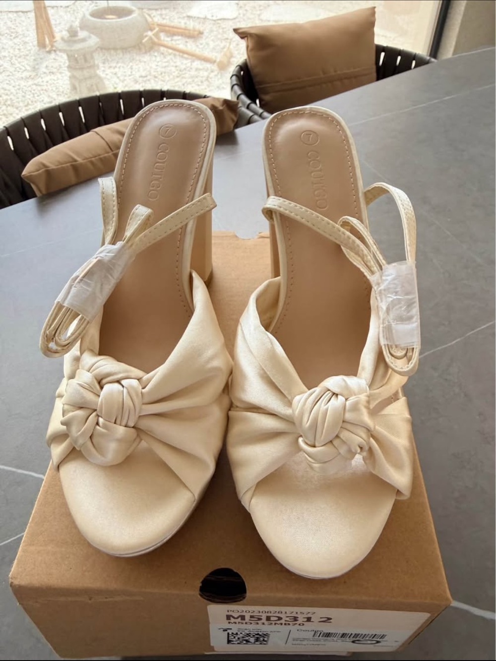 Elegant Cream Knotted Platform Block Heel Sandals - Women - Picture 2 of 3